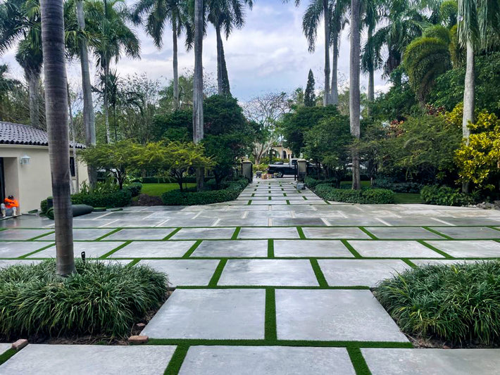 Professional decorative driveway contractor offering design and installation in Miami