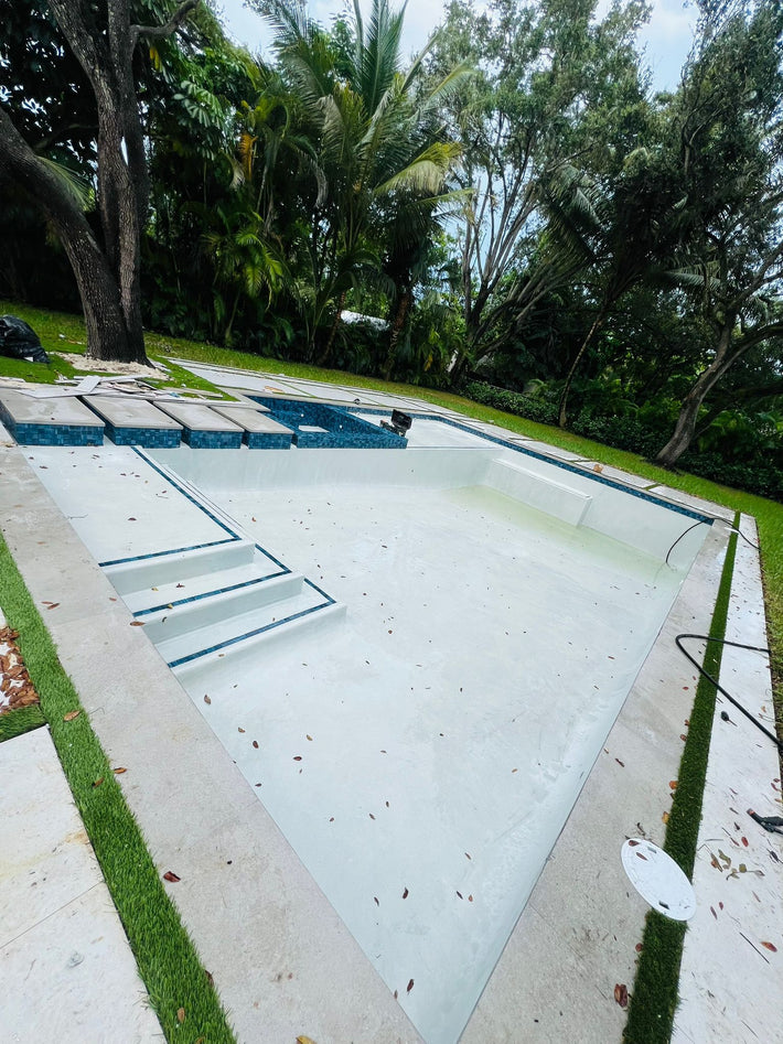 Trusted pool contractors in Miami installing premium Diamond Brite finishes

